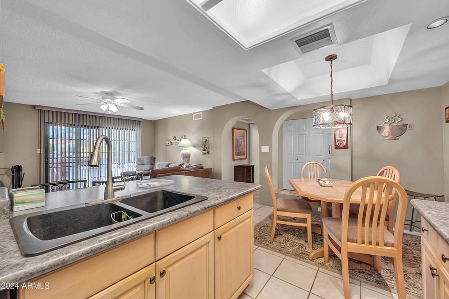 Furnished Finder property 806065_1 photo 5