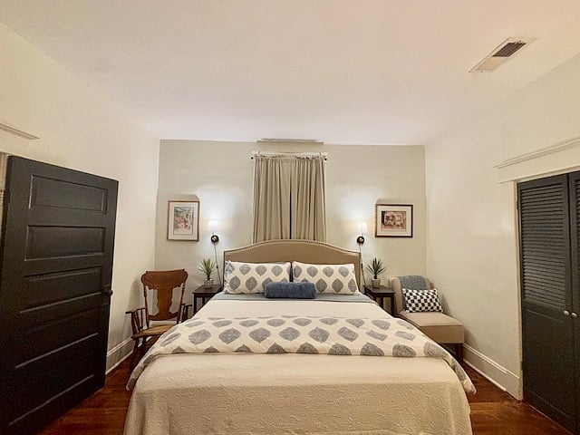 King bedroom