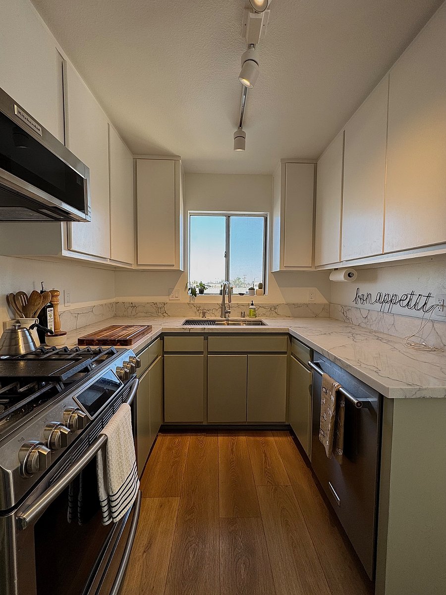 Furnished Finder property 806089_1 photo 7