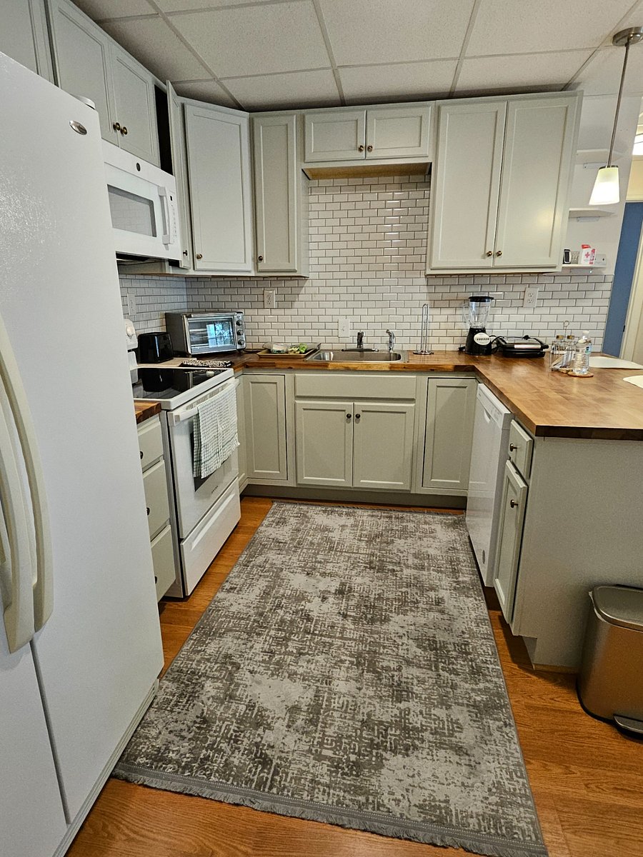 Furnished Finder property 806120_1 photo 26