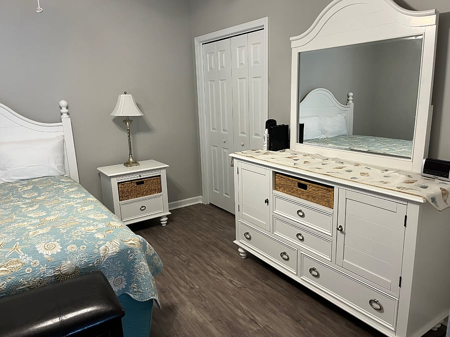 Queen Bedroom 2 large closets