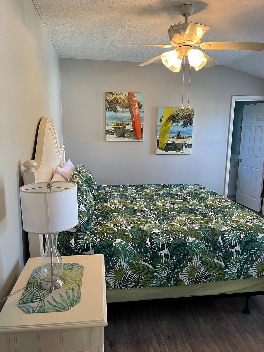 King size bed with private bath