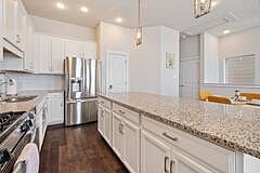 Furnished Finder property 806237_1 photo 14