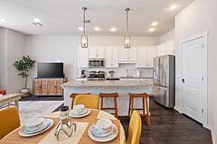 Furnished Finder property 806237_1 photo 15