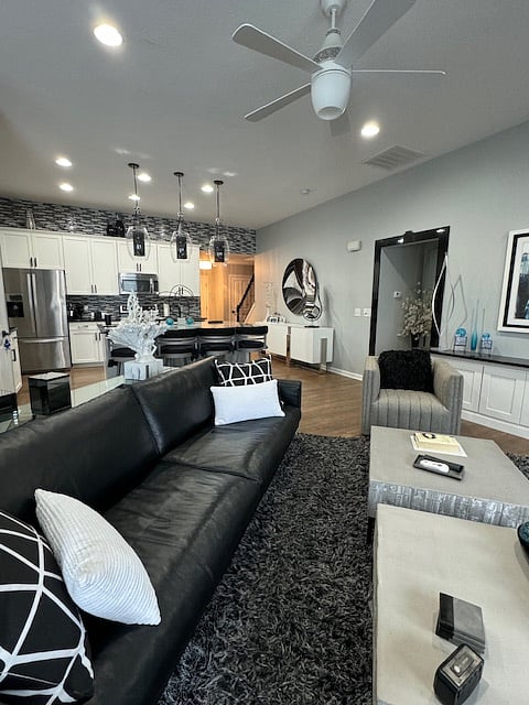 Furnished Finder property 806324_1 photo 8