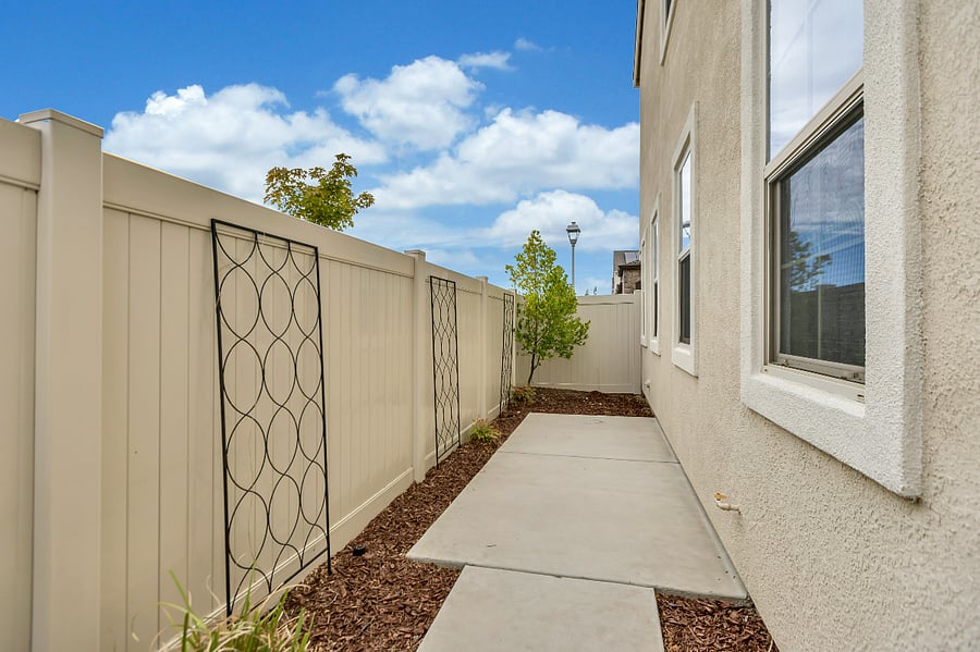 Side patio