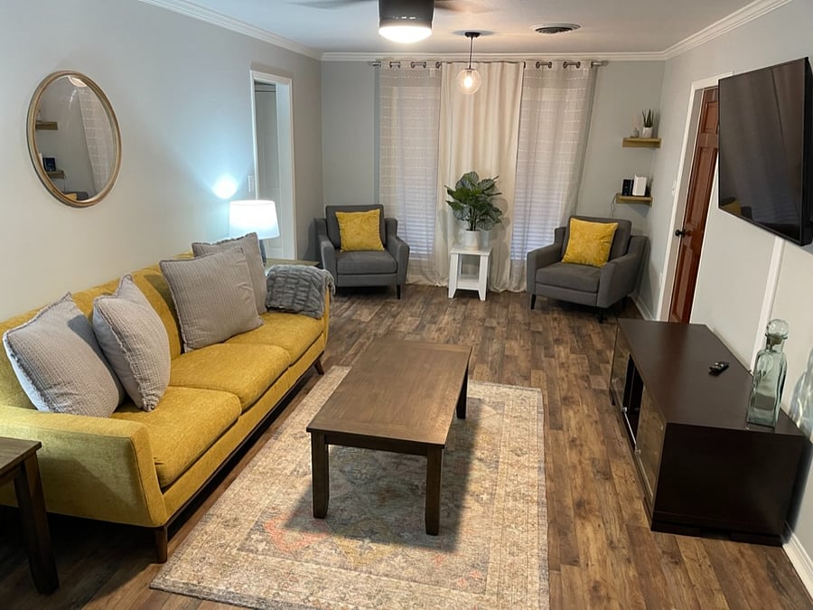 Furnished Finder property 806395_1 photo 3