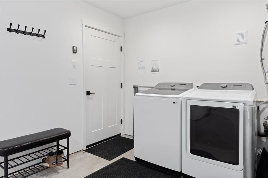 Furnished Finder property 806455_1 photo 28