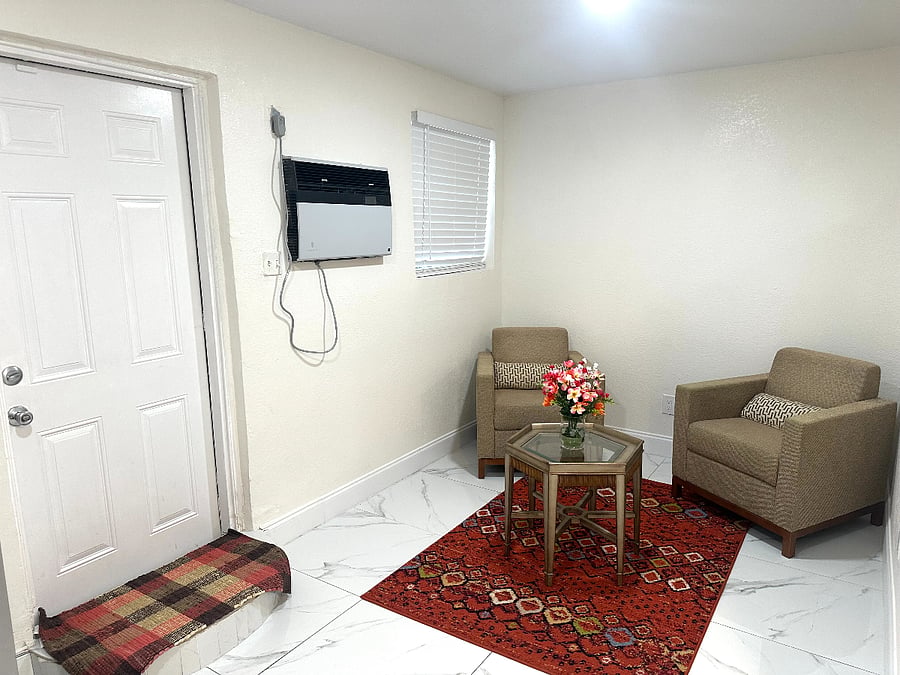 Furnished Finder property 806478_1 photo 35