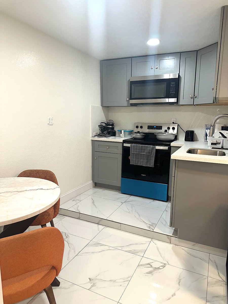 Furnished Finder property 806478_1 photo 32