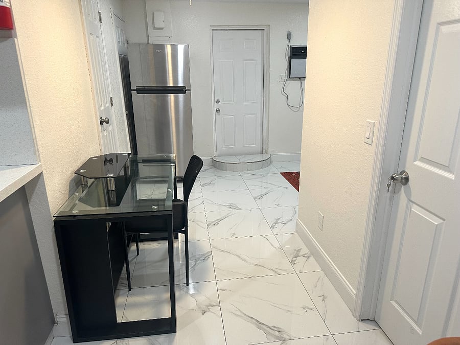 Furnished Finder property 806478_1 photo 34