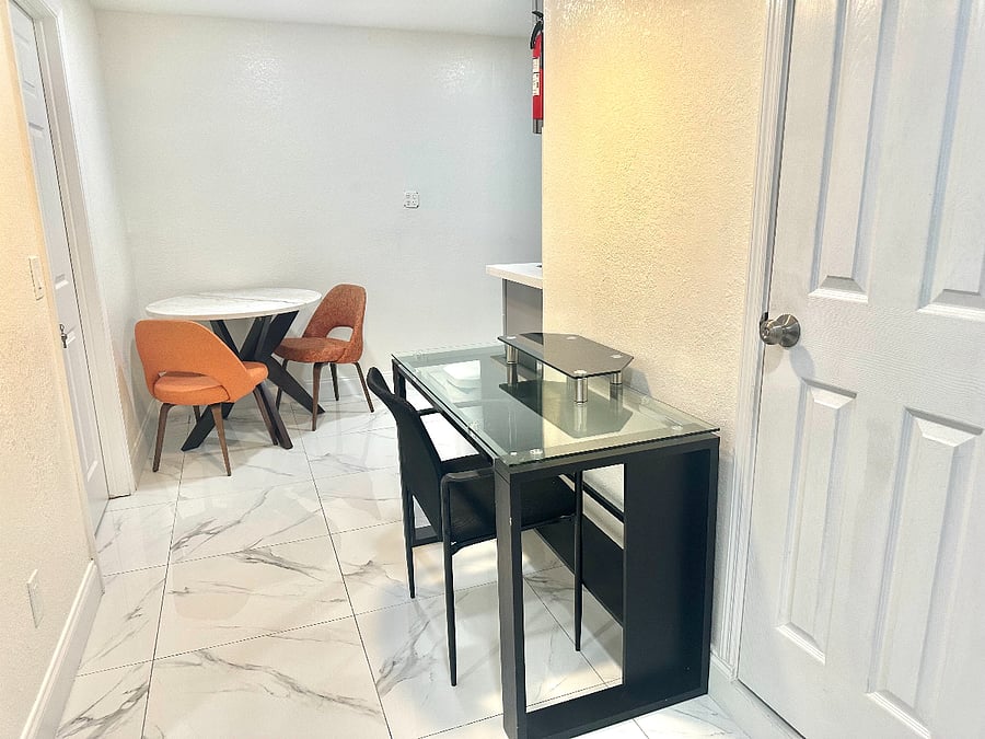 Furnished Finder property 806478_1 photo 31