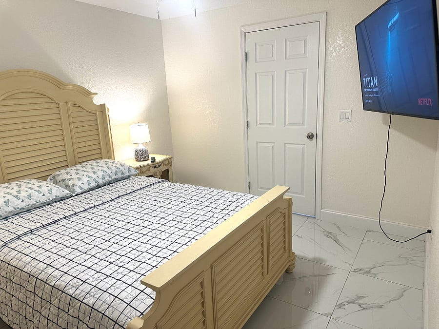 Furnished Finder property 806478_1 photo 27