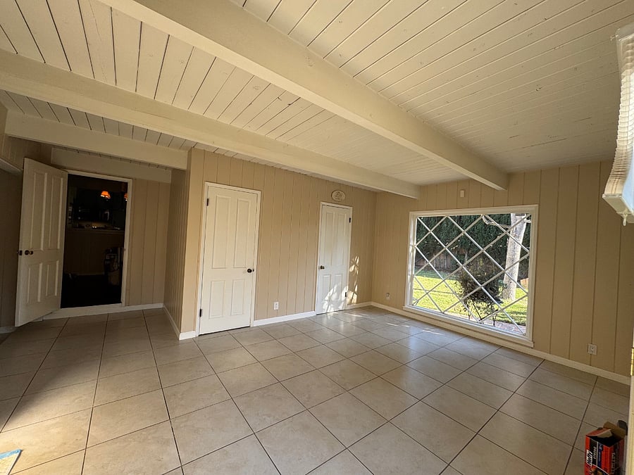 Studio - Mother-in-Law Suite. Includes a full bath. Right Side.