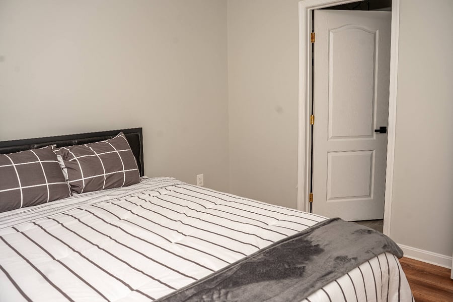 Furnished Finder property 806499_1 photo 37