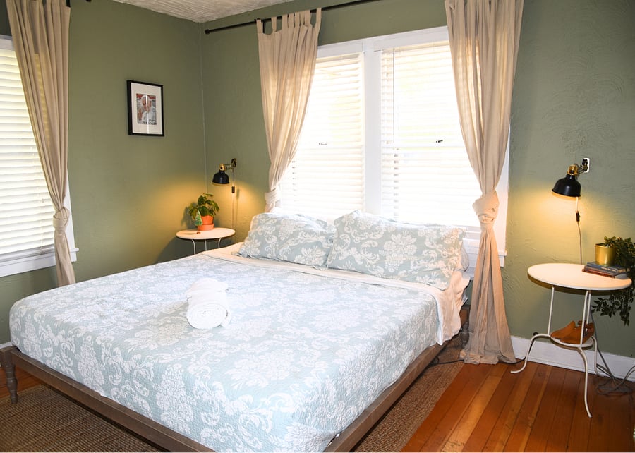 Furnished Finder property 806553_1 photo 7