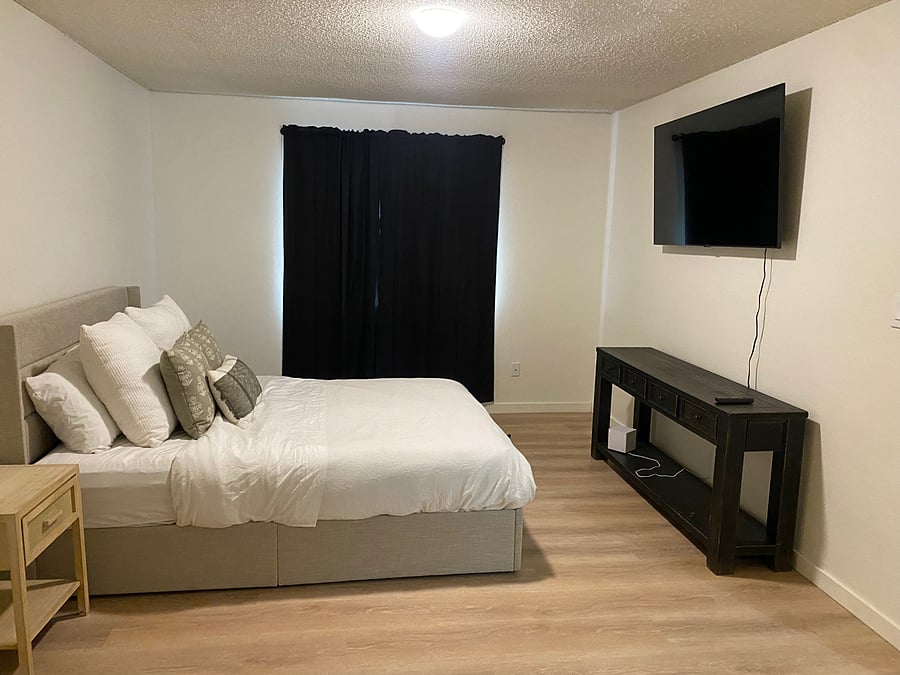 Furnished Finder property 806601_1 photo 12