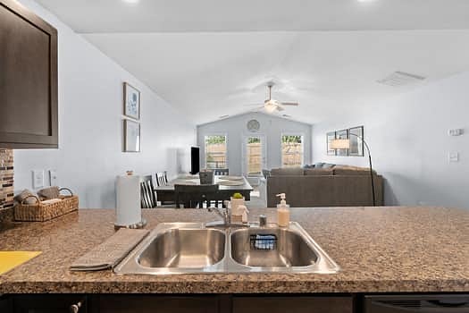 Furnished Finder property 806633_1 photo 8