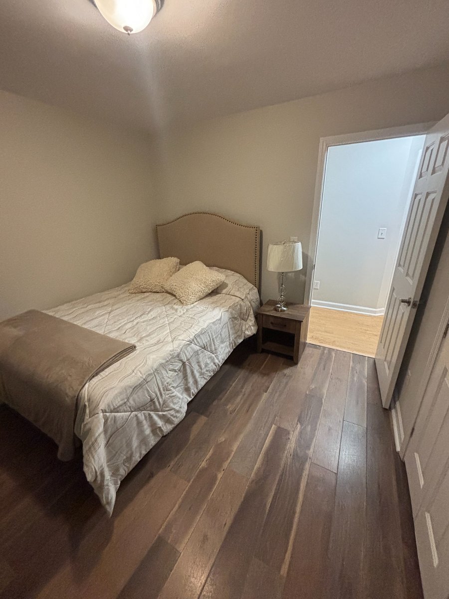 Furnished Finder property 806720_1 photo 18