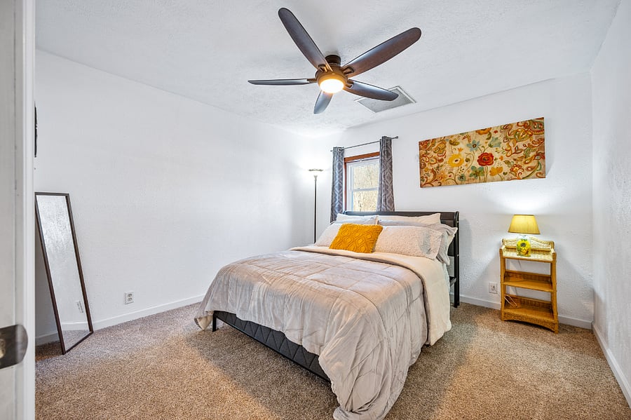 Bedroom with Queen Bed
