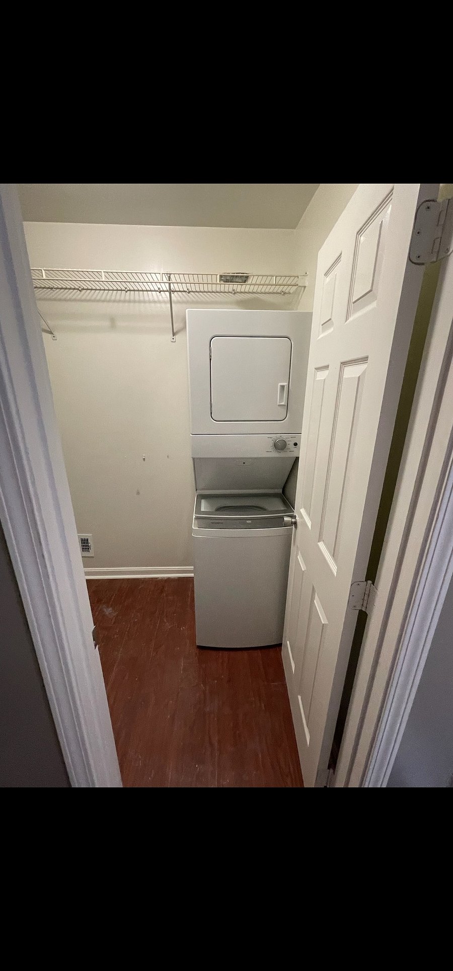 Furnished Finder property 806774_1 photo 3