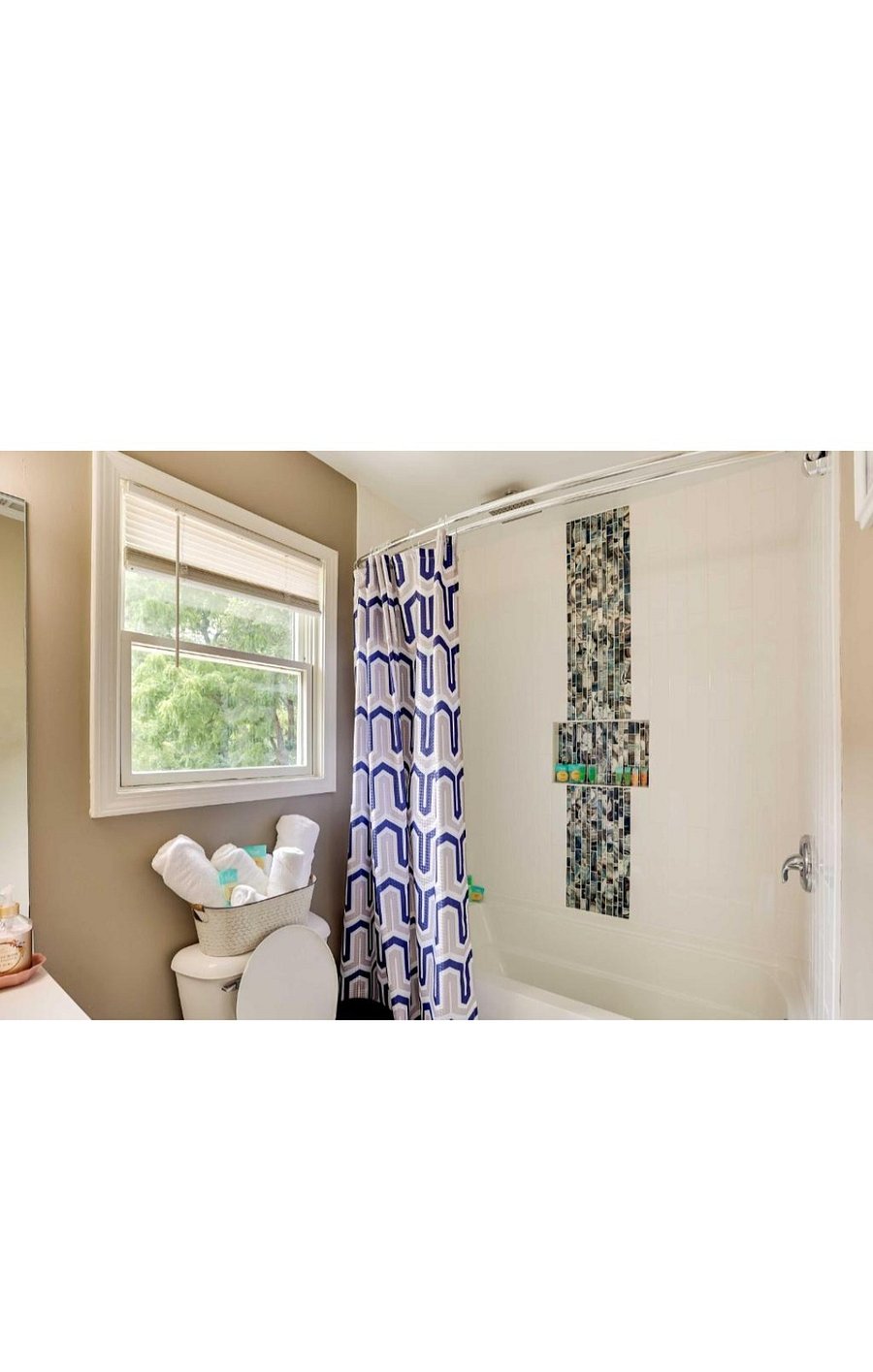 Furnished Finder property 806774_1 photo 12