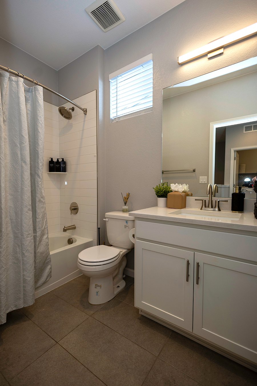 Furnished Finder property 806801_1 photo 25