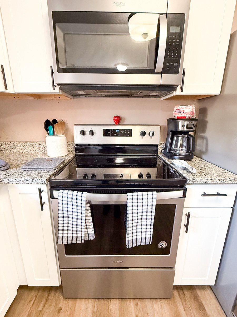 Furnished Finder property 807017_1 photo 12