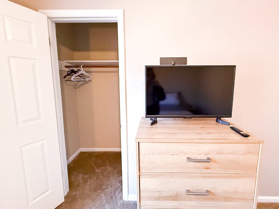 Furnished Finder property 807017_1 photo 26