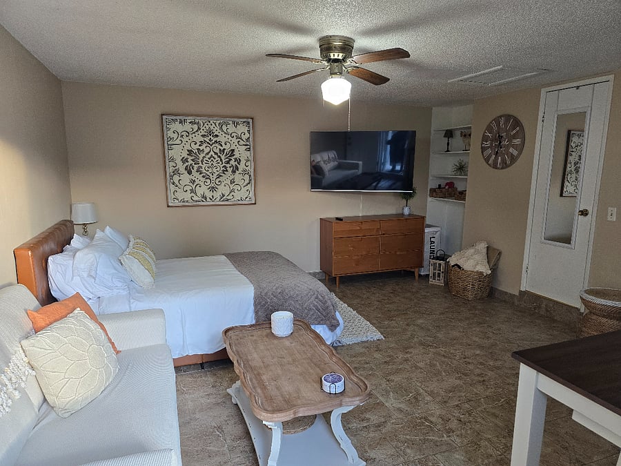 Furnished Finder property 807030_1 photo 2
