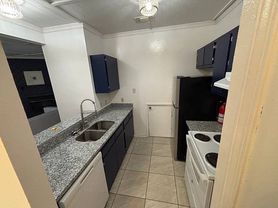 Furnished Finder property 807046_1 photo 21