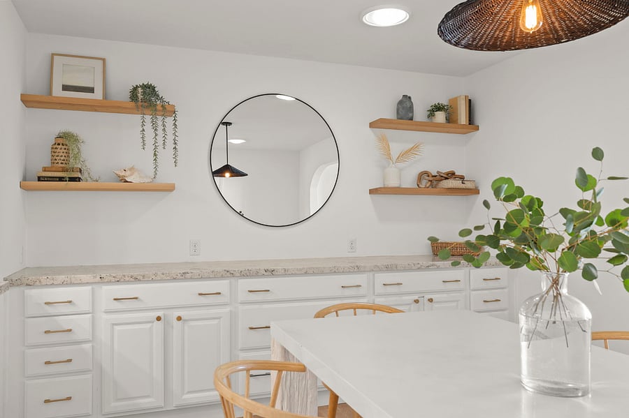 Dining Room / Buffet