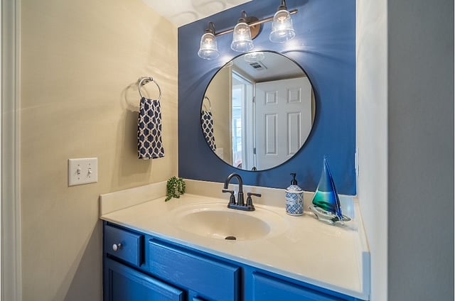 half bath downstairs near kitchen and living room