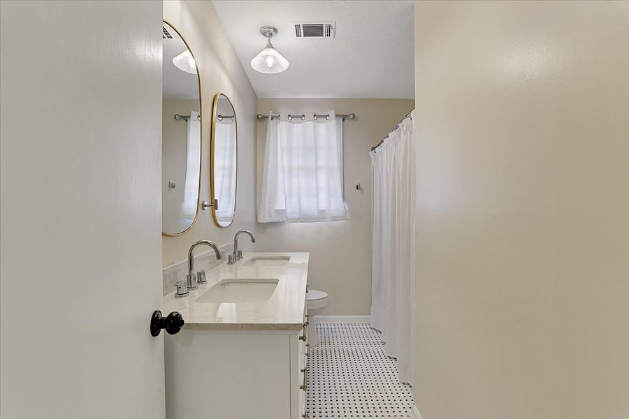 Furnished Finder property 807218_1 photo 22