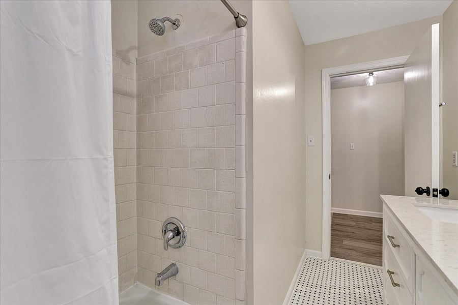 Furnished Finder property 807218_1 photo 24