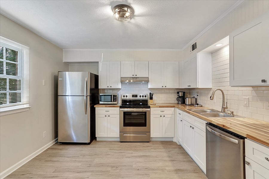 Furnished Finder property 807218_1 photo 12