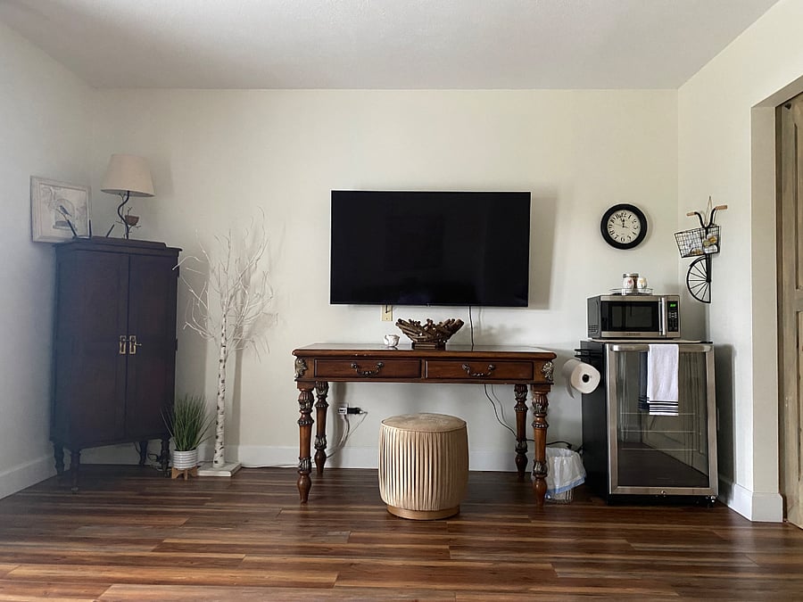 Living room- smart TV 55"
