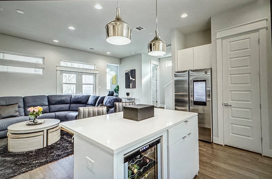 Living Room/Kitchen Area
