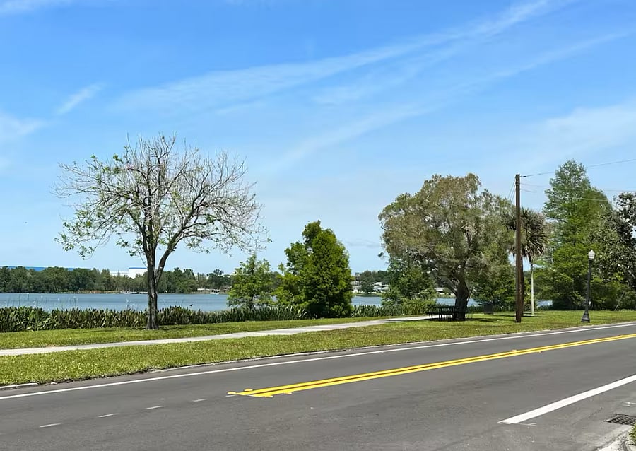 Just 2 blocks from your stay, enjoy a tranquil stroll or morning jog along a scenic lakeside trail. This peaceful path offers beautiful lake views, abundant wildlife, and a perfect spot to catch the sunset.