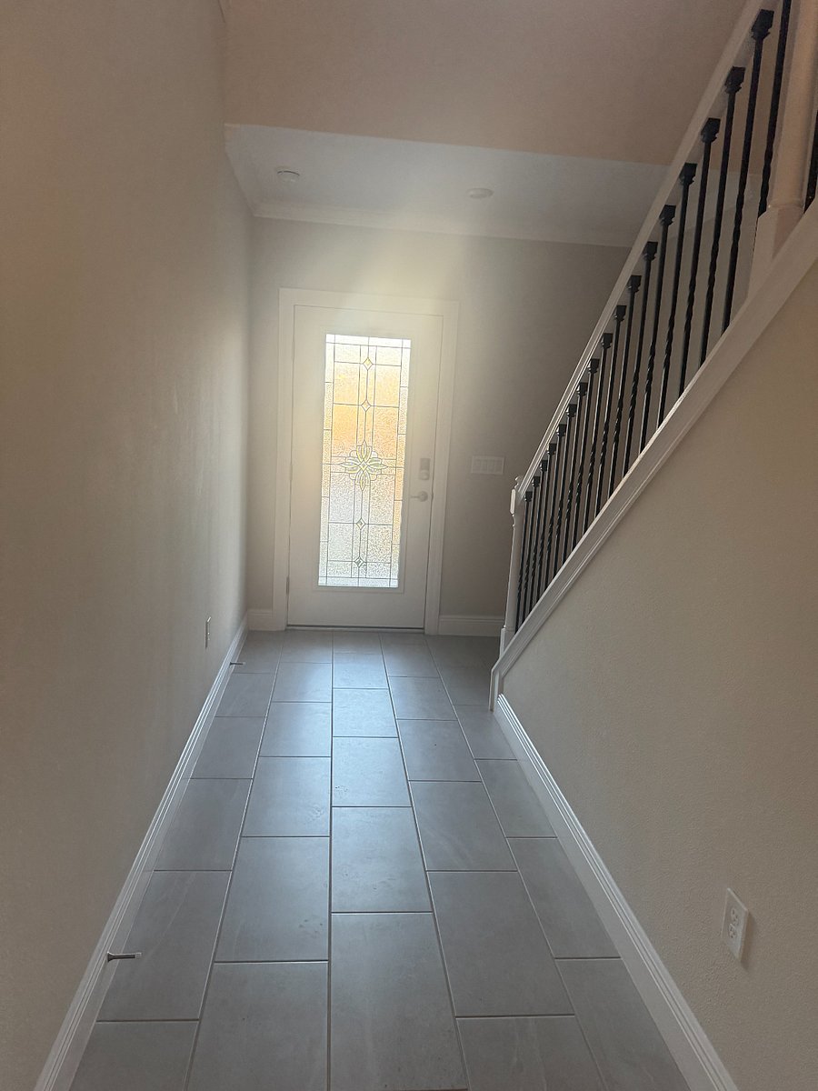 Furnished Finder property 807463_4 photo 3
