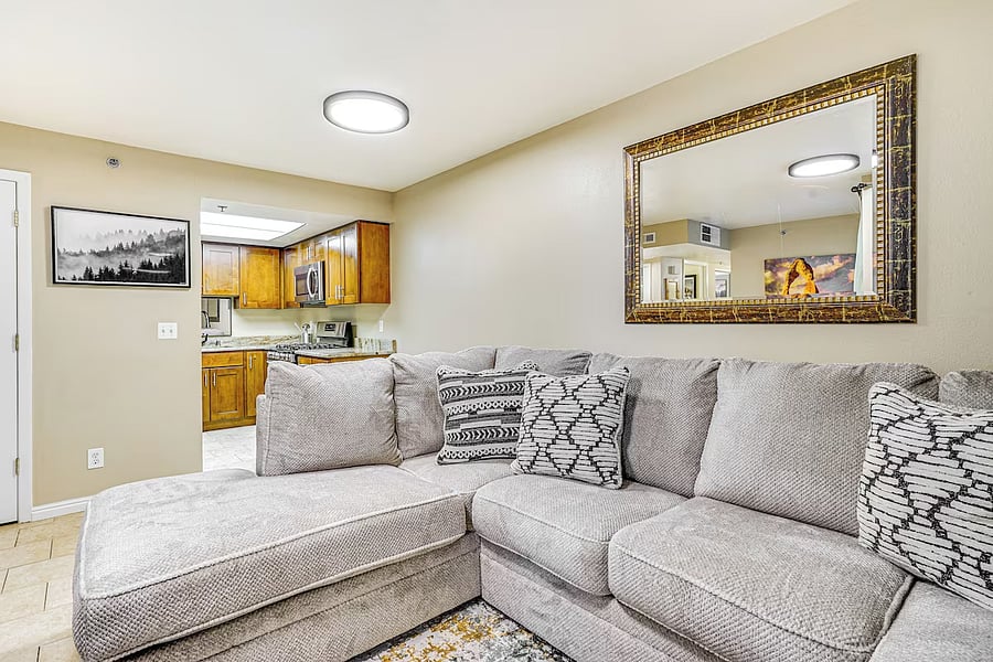 Furnished Finder property 807601_1 photo 6