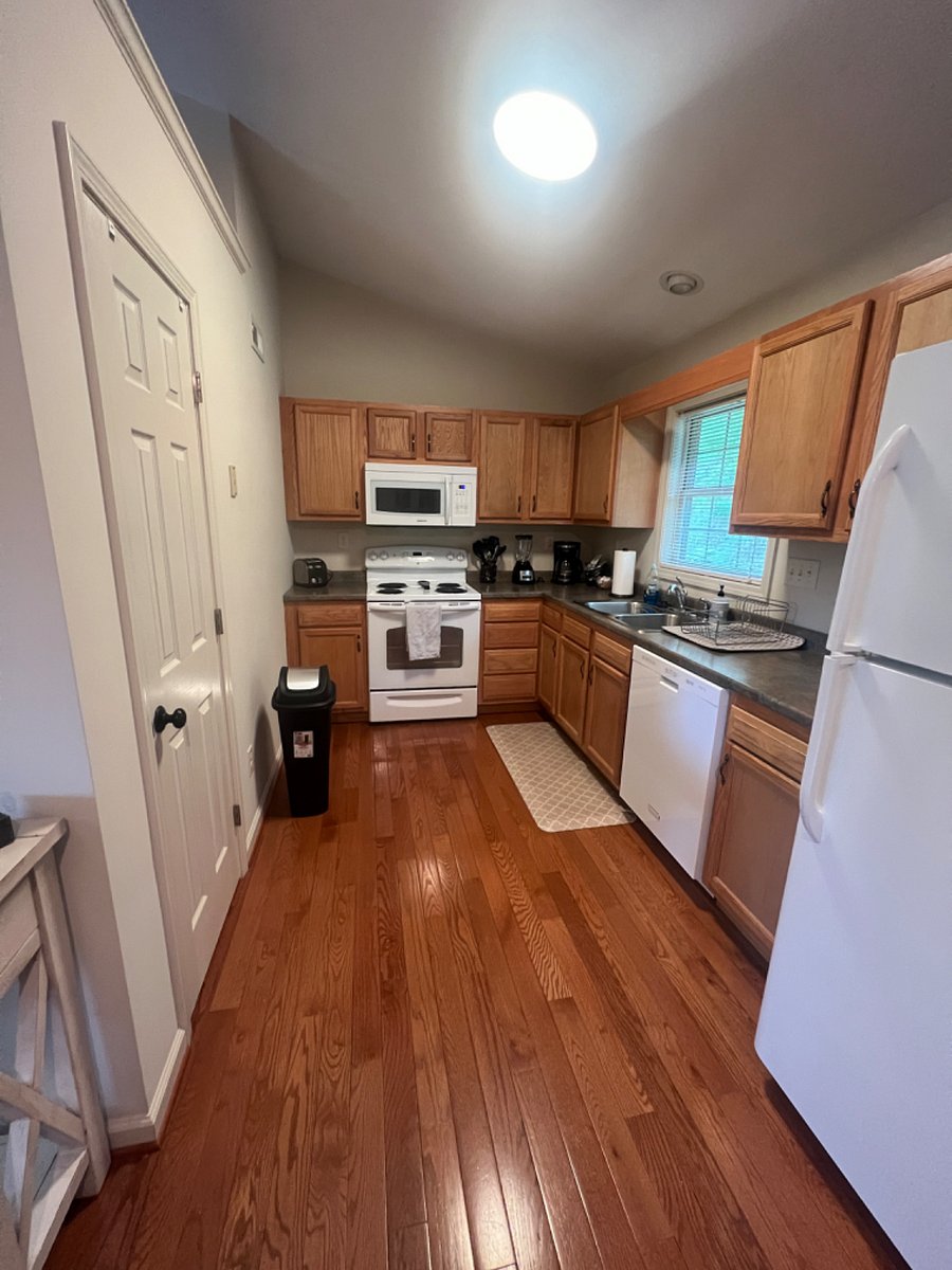 Furnished Finder property 807602_1 photo 3