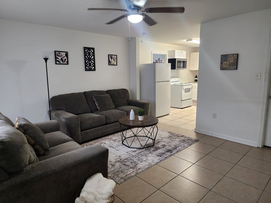 Furnished Finder property 807622_1 photo 3