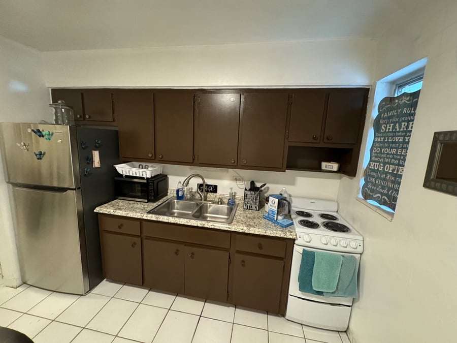 Furnished Finder property 807692_1 photo 3