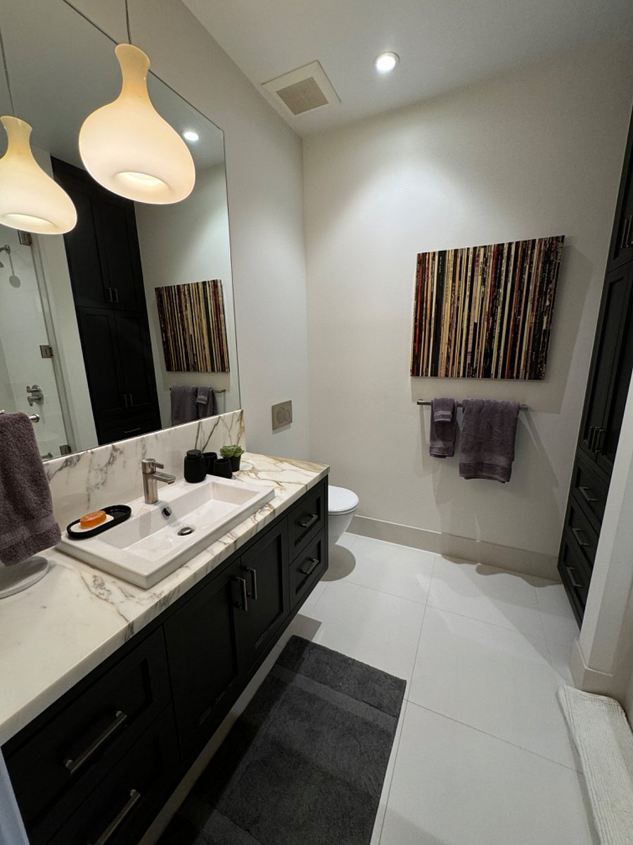 Secondary Bath