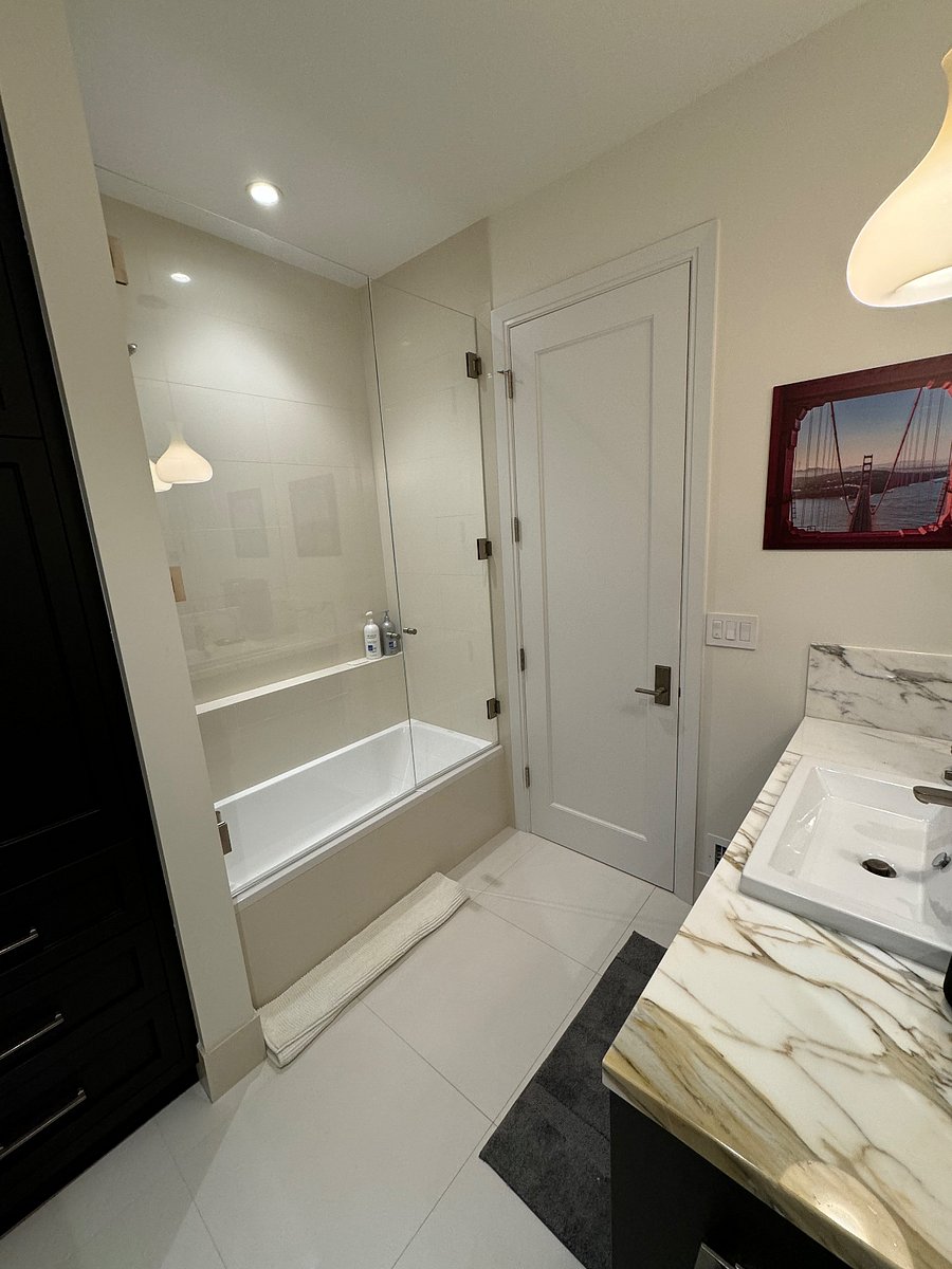 Secondary Bath