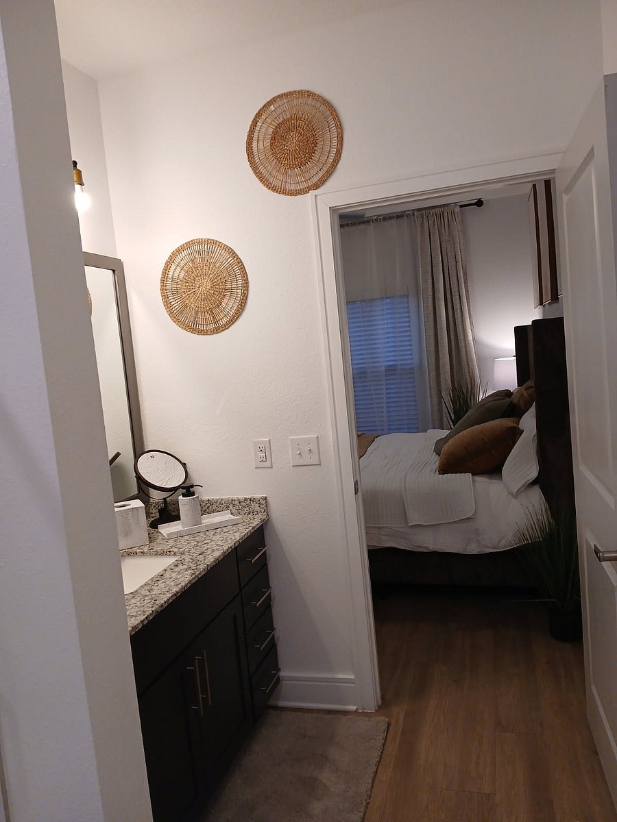 Furnished Finder property 807817_1 photo 4