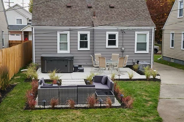 Furnished Finder property 807854_1 photo 16