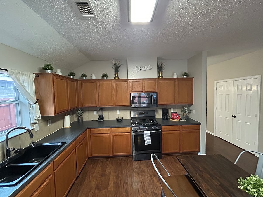 Furnished Finder property 807870_1 photo 26