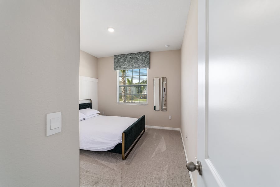 Furnished Finder property 808020_1 photo 16
